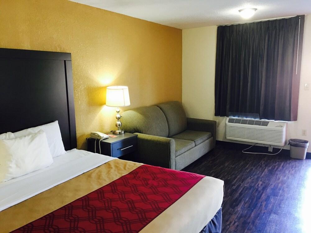 Econo Lodge Inn & Suites Matthews - Charlotte Экстерьер фото