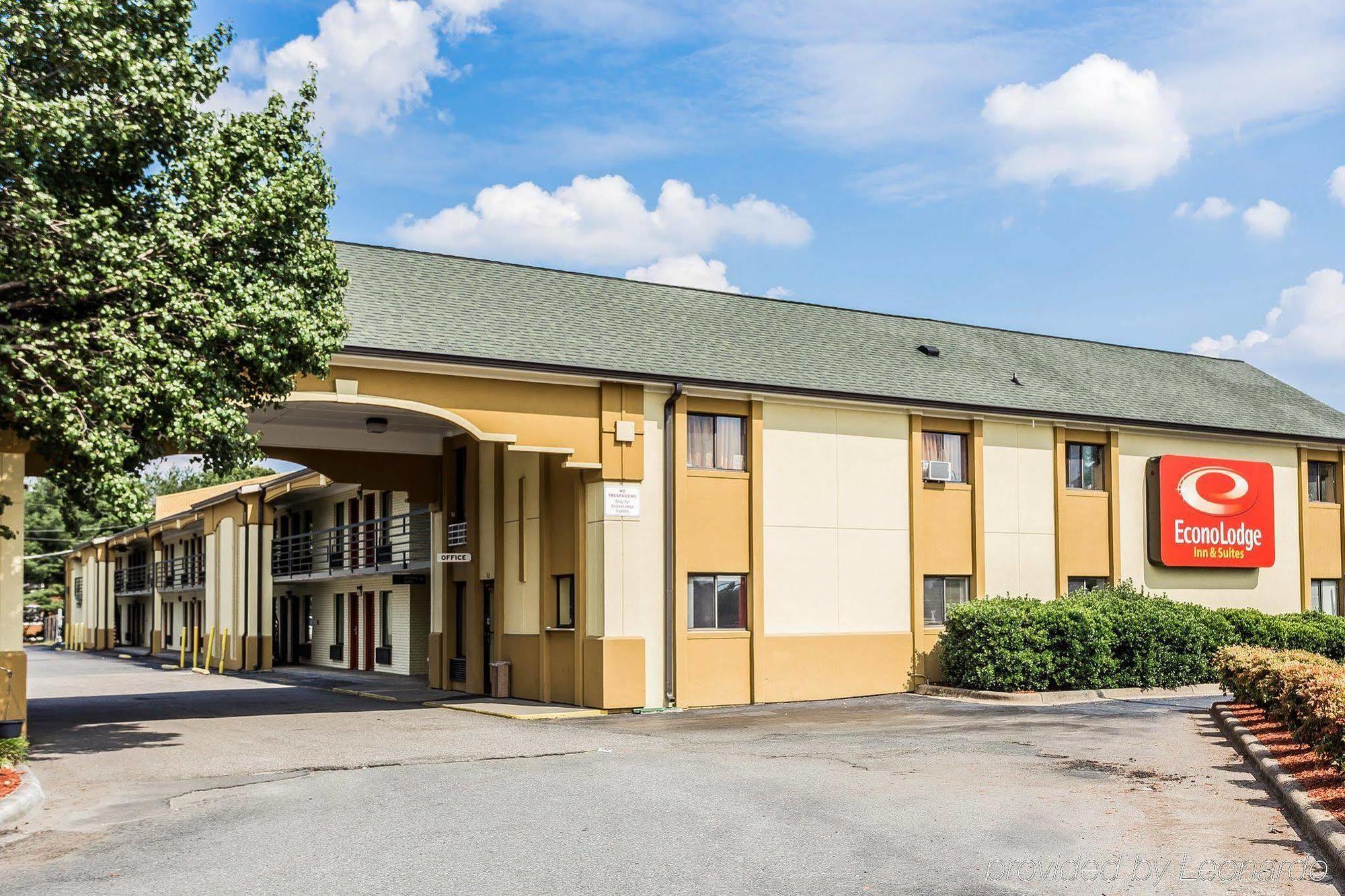 Econo Lodge Inn & Suites Matthews - Charlotte Экстерьер фото
